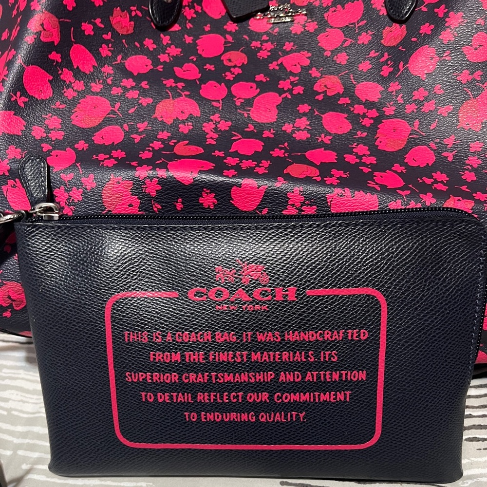reversible coach tote bag with large zipped pouch